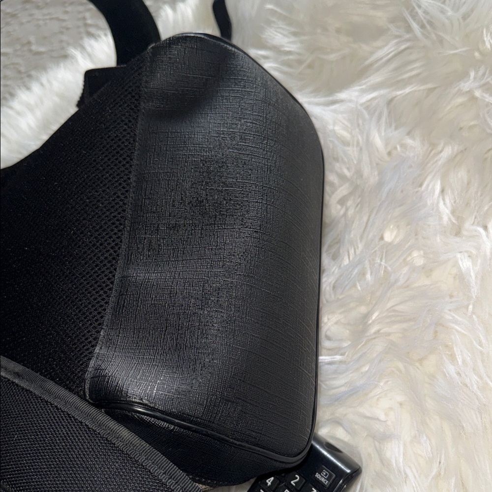 Gucci Black and Beige Monogram Backpack - Picture 2 of 9
